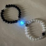 2PCS SET Luminous Heart Beads Bracelet For Lovers Stone Heart Magnetic Couple Bracelet Friendship Fashion Jewelry Gift For Men W
