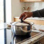 High-quality Stainless Steel Soup Basin With Lid - 28CM