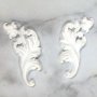 JP712 White Resin Baroque Swirl Leaf 2'S