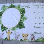 Milestone Blanket Safari Leaf Circle
