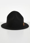 Mounty Raw - Black