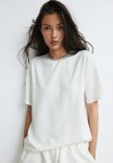 Chain-decorated Top - White