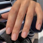 24PCS Oval Nude Press-on Nails Short Length Solid Nude Pink Glossy Finish Full Cover False Nail Kit For Easy Home Manicure