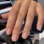 24pcs Oval Nude Press-On Nails Short Length Solid Nude Pink Glossy Finish Full Cover False Nail Kit For Easy Home Manicure