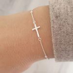 Evelyn-lee 925 Sterling Silver Cross Bracelet Adjustable Size Up To 20.8CM