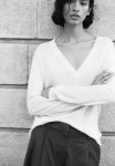 V-neck Jumper - Cream