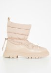 Missguided Quilted Hiking Wave Sole Ankle Boot - Cream