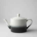 Galateo - Ombre Black Teapot