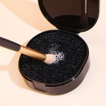 Switch Eyeshadow Color Immediately & Dry Clean Makeup Brushes With Makeup Brush Cleaner Sponge - Travel-friendly Brush Cleaning