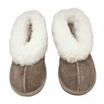 Snoogz Sheepskin Slippers Size 4