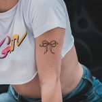 Chic & Sweet Temporary Tattoo Sticker - Rectangular Lasts 1-3 Days Perfect For Makeup Enthusiasts
