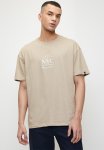 Oversized Graphic T-Shirt - Driftwood nyc Skyline