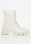 Chunky Lug Sole Hiking Boot - White
