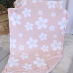 Personalised Fleece Blanket Plain Field Of Daisy Full Daisy