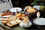 Breakfast & Lunch Restaurant