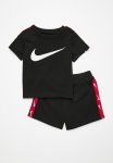 Nike Nkn N Nsw Club Poly Ft Short S - Black