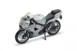 Welly 1:18 Triumph Daytona 600 Silver