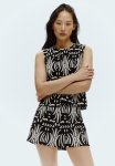 Sleeveless Top - Black & White Patterned