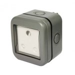Masterplug IP66 Single Unswitched 16A Sa Outdoor Socket 1 X 3 Pin