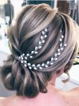 Brihasory Pearl Wedding Hair Accessories For Women Elegant Bridal Headband Wedding Hair Pieces For Brides Handmade Hair Vine For