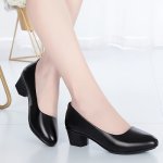 Women's Classic Black Pumps - Solid Color Comfort Mid Heel Block Shoes All-season Versatile Plain Toe Work Footwear With Man-mad