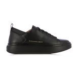 Wembley Man -black