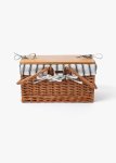 Villa Wicker Picnic Basket With Cotton Lining