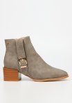 Tucker 1 Ankle Boot - Grey