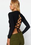Stand-up Collar With Low-collecture Fitted situated Crop Elastic Knitted Blouse - Black