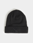Yankees Essential Black Cuff Beanie