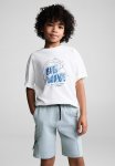 Bermuda Shorts Day - Light Pastel Blue
