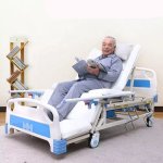 Luxury 3-CRANK Manual Hospital Bed With Abs Headboard And Guardrails