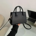 Fashion Square Women's Tote Bag Simple MINI Crossbody Bag Korean Style Minimalist Handbag With Adjustable Strap And Zipper Closu