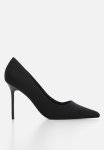 Giround Court Heel - Black