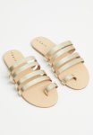 Edit Viola Toe Ring Strappy Slides - Gold