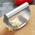1PC Garlic Press Stainless Steel Garlic Press Rocker Metal Garlic Mincer Washable Garlic Crusher Kitchen Garlic Chopper Garlic M