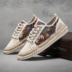 Men's Trendy Ethnic Style Low Top Skateboard Shoes Comfy Non Slip Breathable Lace Up Sneakers For Men's Outdoor Activities