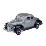Ford Deluxe Grey black 1940 1:18 Scale Diecast Car