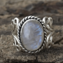 Vintage Ring Inlaid Silvery Moonstone Egg Shape Carving On The Band Suitable For Men And Women Match Daily Outfits Party Decor Unique Special Design