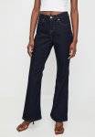 Levi's Curvy Flare - Shadow Cast