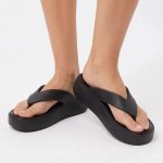 Crocs Getaway Platform Flip Sandals - Black - 9