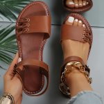 Women's Summer Flat Sandals All-match Open Toe Ankle Strap Shoes Lightweight Outdoor Beach Sandals
