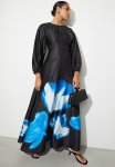 Balloon Sleeve Statement Dress With High Slit - Black Abstract