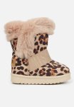 Rae Girls Snug Boots - Neutral
