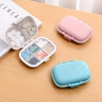 1PC Portable 8 Compartment Sealed Pill Box Moisture Resistant Weekly Pill Box Medicine Dispensing Organizer