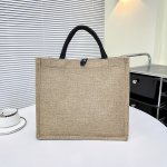 Large Capacity Versatile Handbag 2024 New Fashionable Commuter Bag Casual Organizer For Daily Use