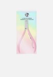 W7 Cuticle Clipper