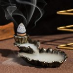1PC Exquisite Metal Pisces Pouring Scent Incense Burner Lotus Leaf Backflow Incense Burner - Retro Reverse Flow Design For Home