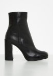 Main Leather Ankle Boot - Black