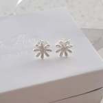 Shani 925 Sterling Silver Cz Flower Ear Stud Earrings Size 7X8MM